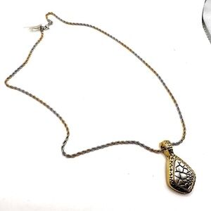 Silver and Gold Colored Pendant Necklace | N222